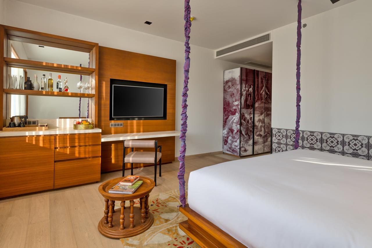 Azaya Beach Resort Goa Бенаулим Екстериор снимка