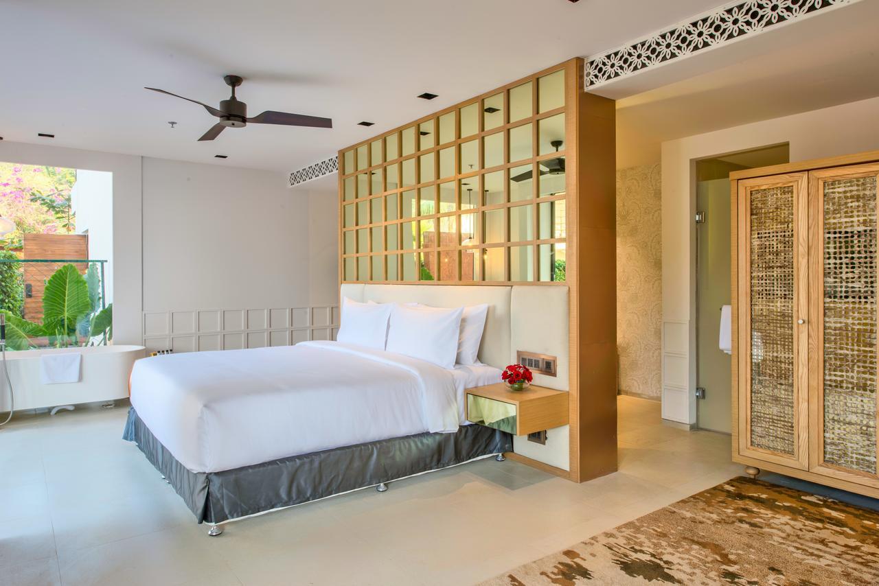 Azaya Beach Resort Goa Бенаулим Екстериор снимка