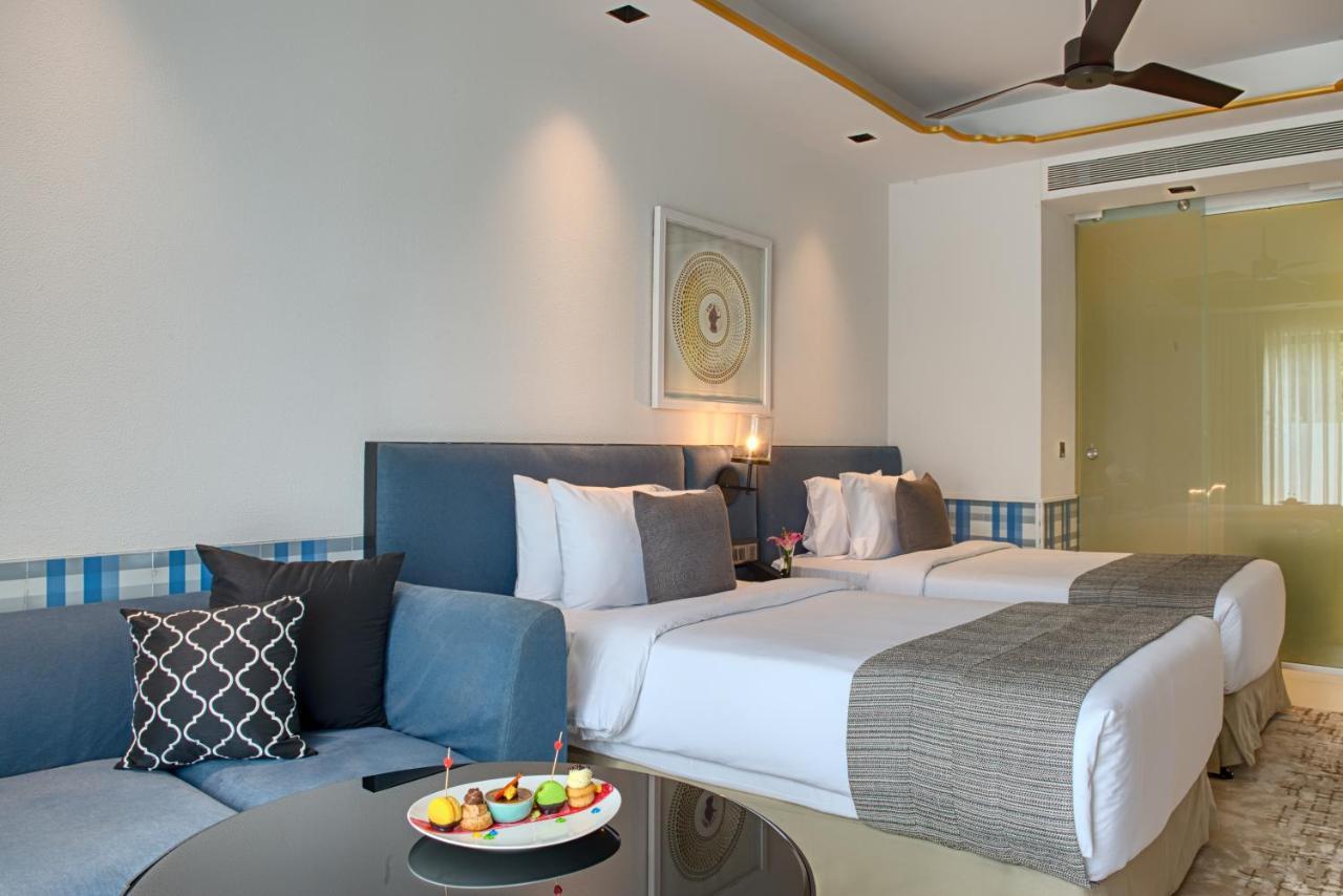 Azaya Beach Resort Goa Бенаулим Екстериор снимка
