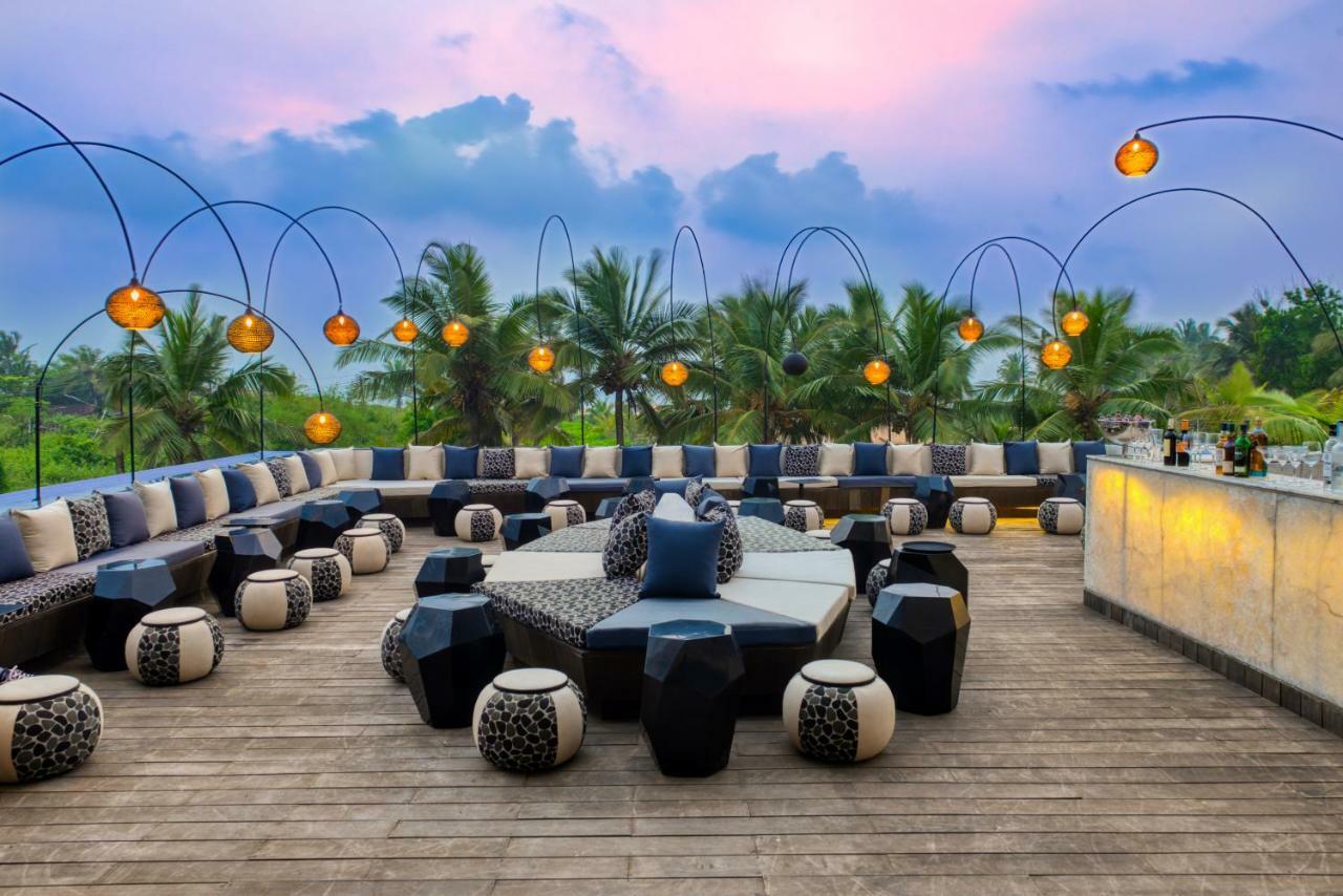Azaya Beach Resort Goa Бенаулим Екстериор снимка